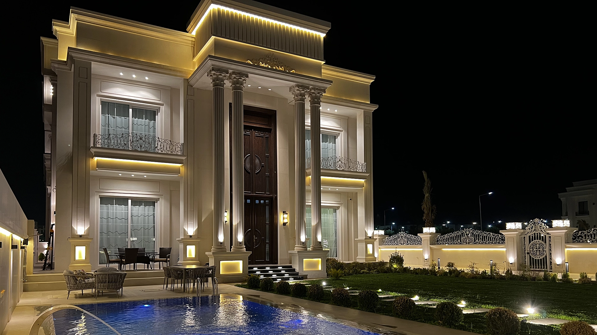 ganjan-city villa